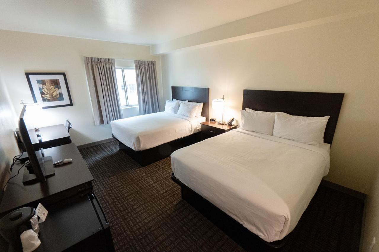 Cobblestone Hotel & Suites-Sheldon Bagian luar foto